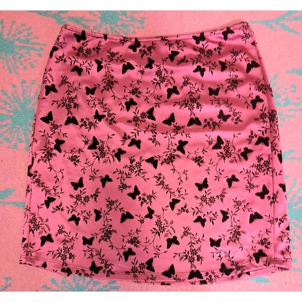 Motel womens medium mini skirt pink black butterfly coquette dainty shabby chic